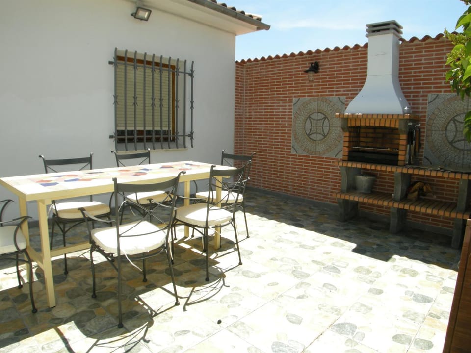 BBQ facilities, Balcony/Terrace