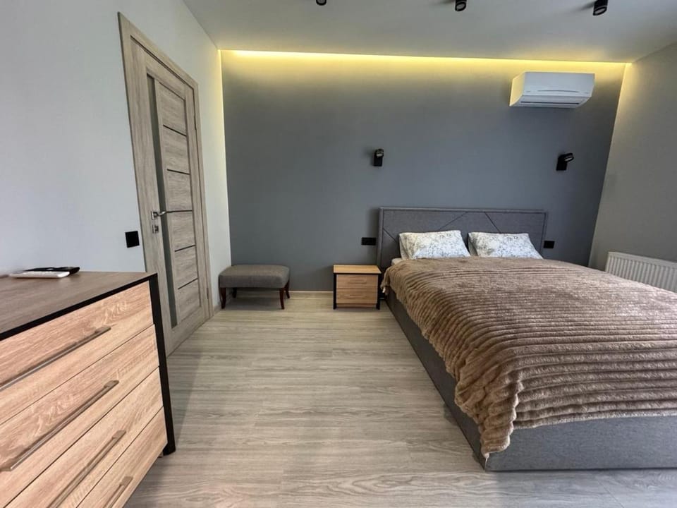Home z40 Apartment in Lviv