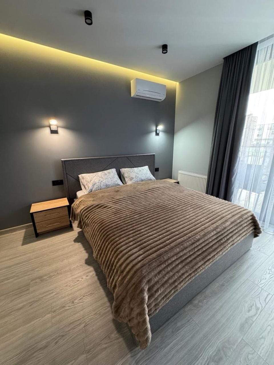 Home z40 Apartment in Lviv
