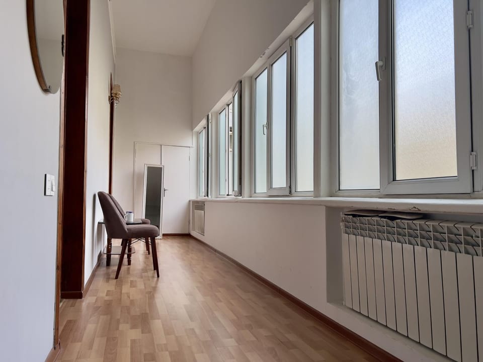 Spacious historic flat by Fountain Square Apartment in Baku