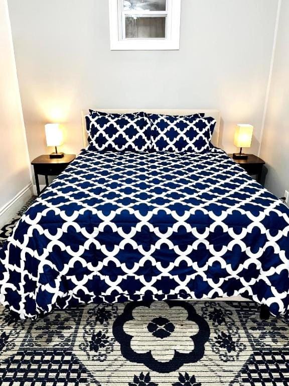 3 Bedroom Apt in LIC, 2 Stops to Manhattan! Apartment in Roosevelt Island