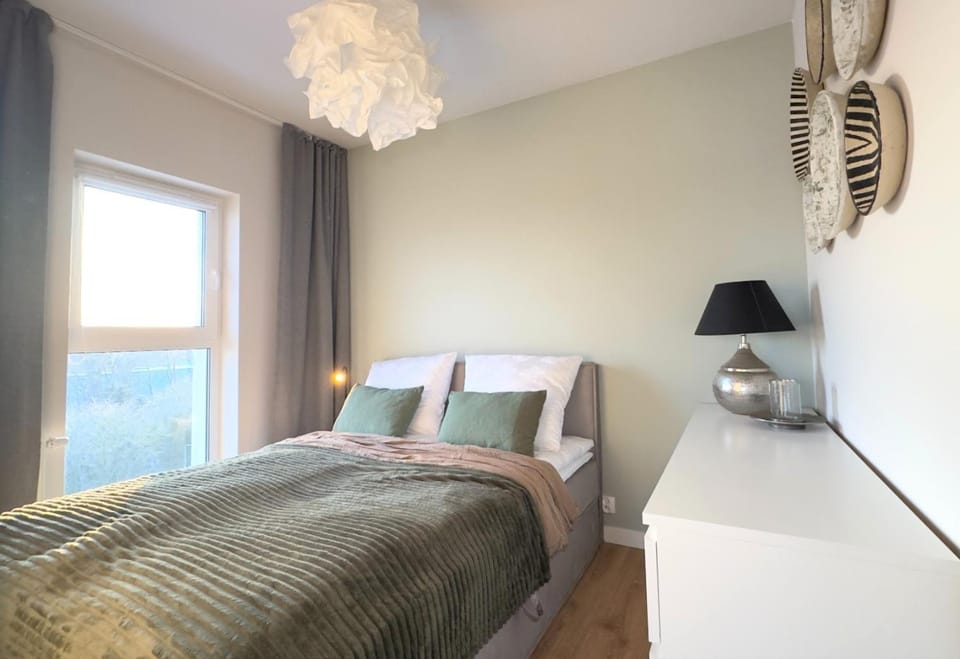 Modern Sunny Apartment Close to City Cente Apartment in Szczecin