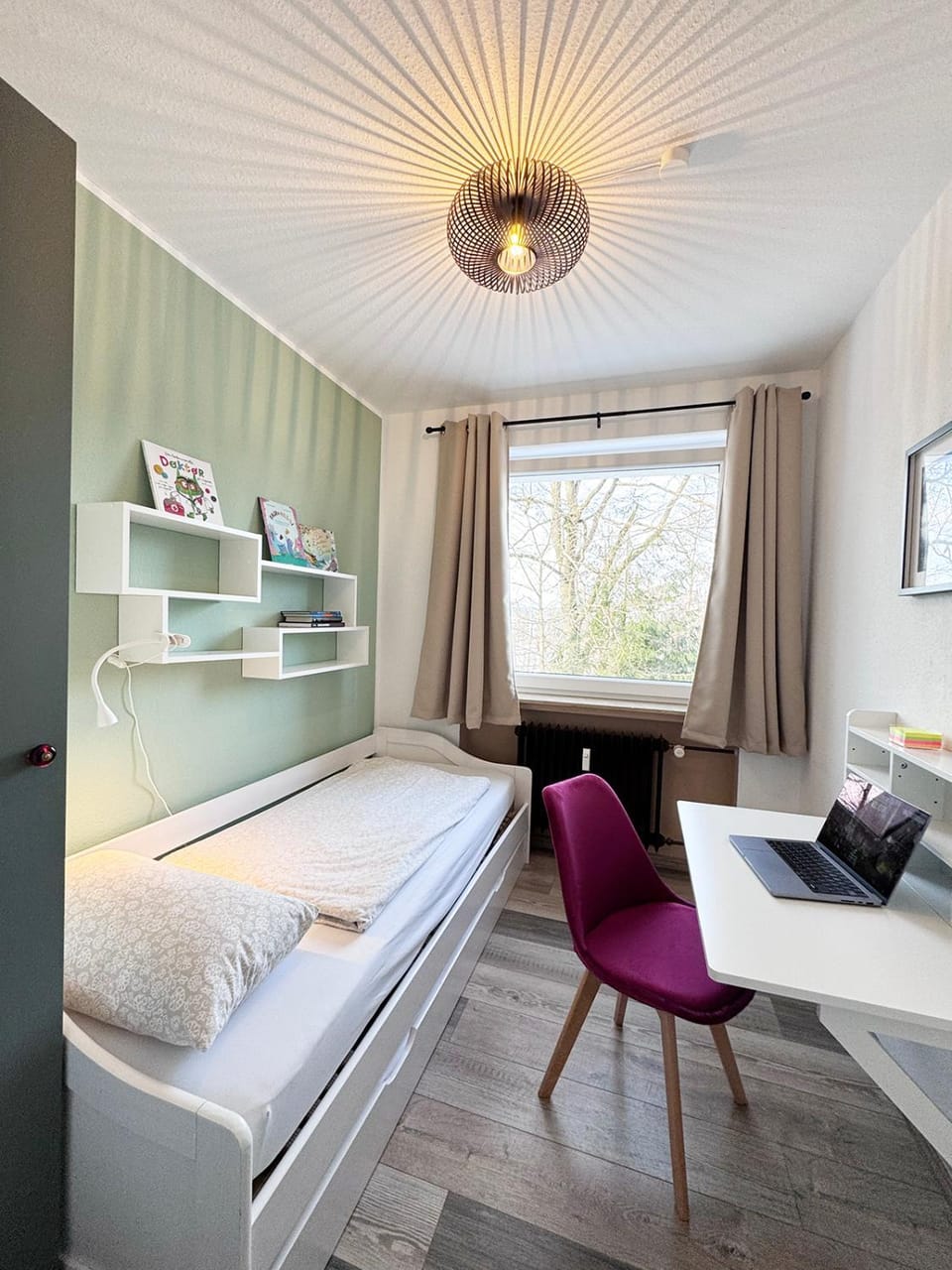 Bed, Bedroom, wardrobe