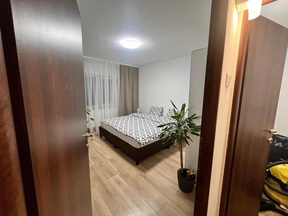 Manolaire Park Residence Apartment in Bucharest
