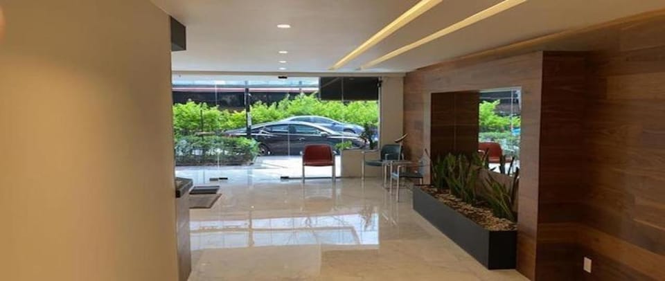 Zona Rosa, Amberes 33 Apartment in Mexico City