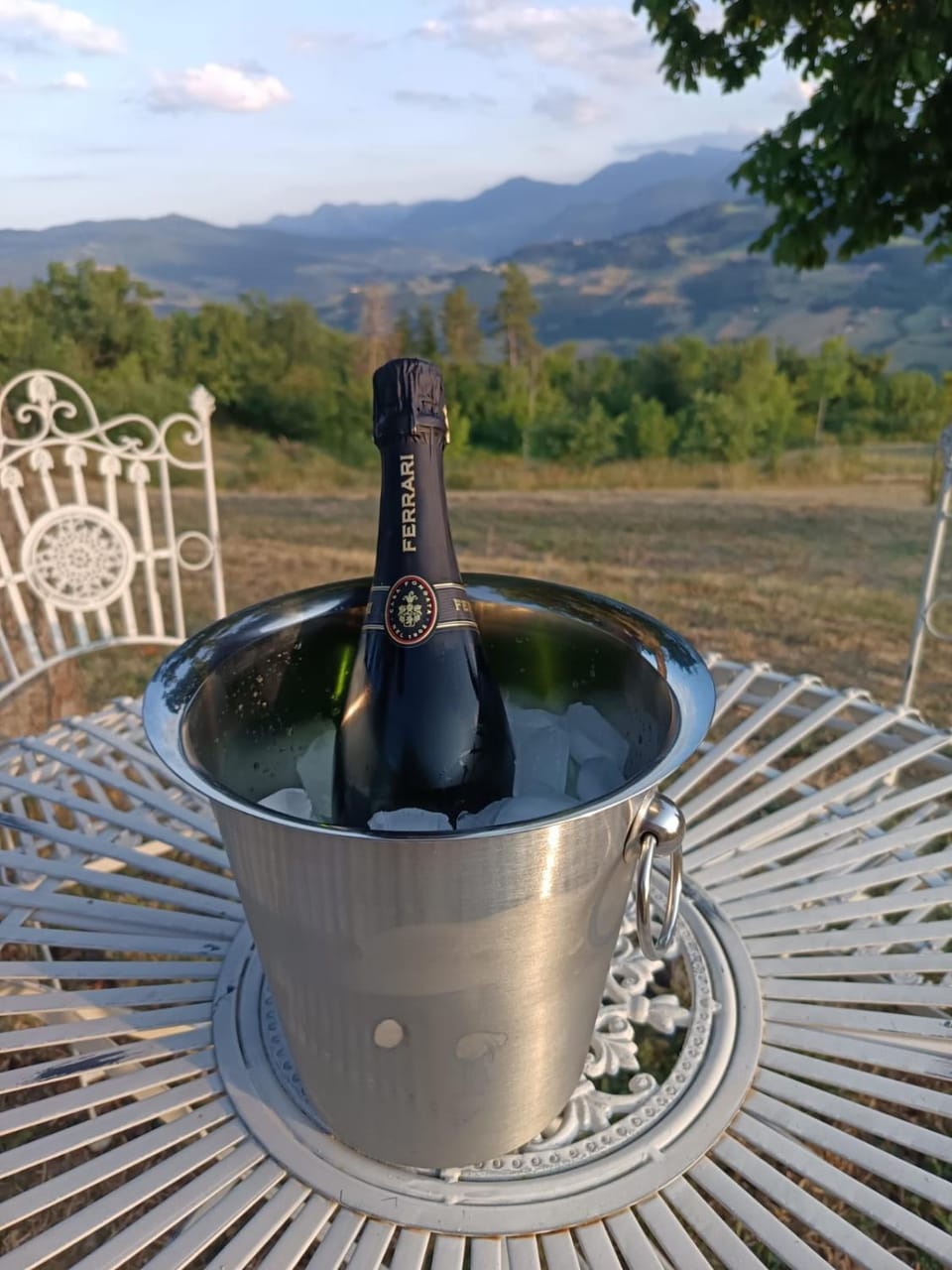 La Torre Luxury tent in Emilia-Romagna