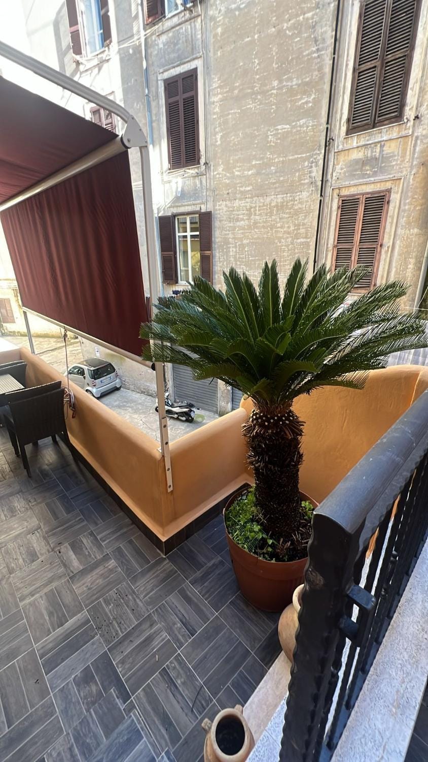Fiorentini Apartment 2 complete house x 4 & 4 people Apartment in Rome