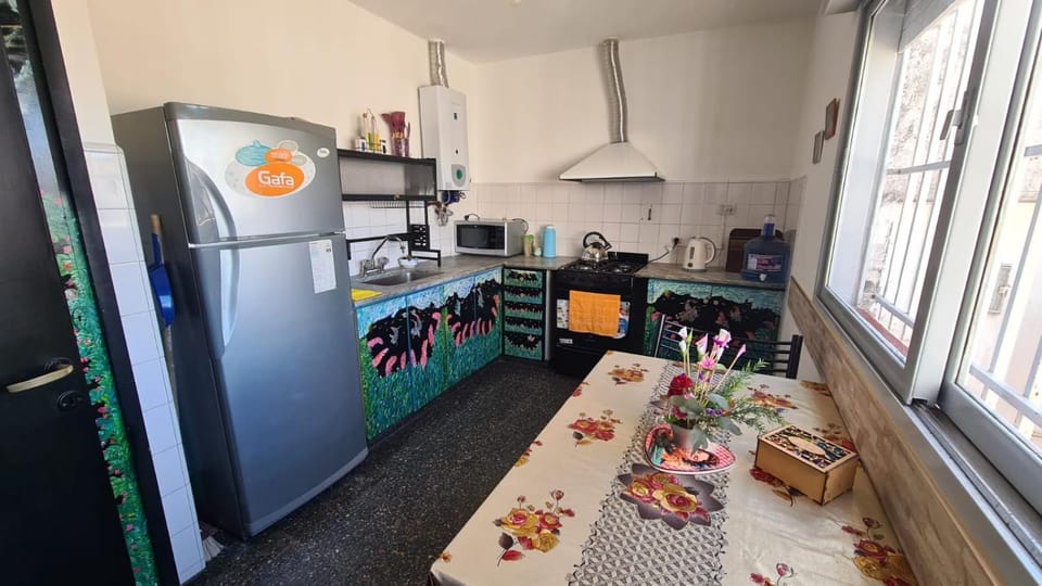 Kitchen or kitchenette, dishwasher