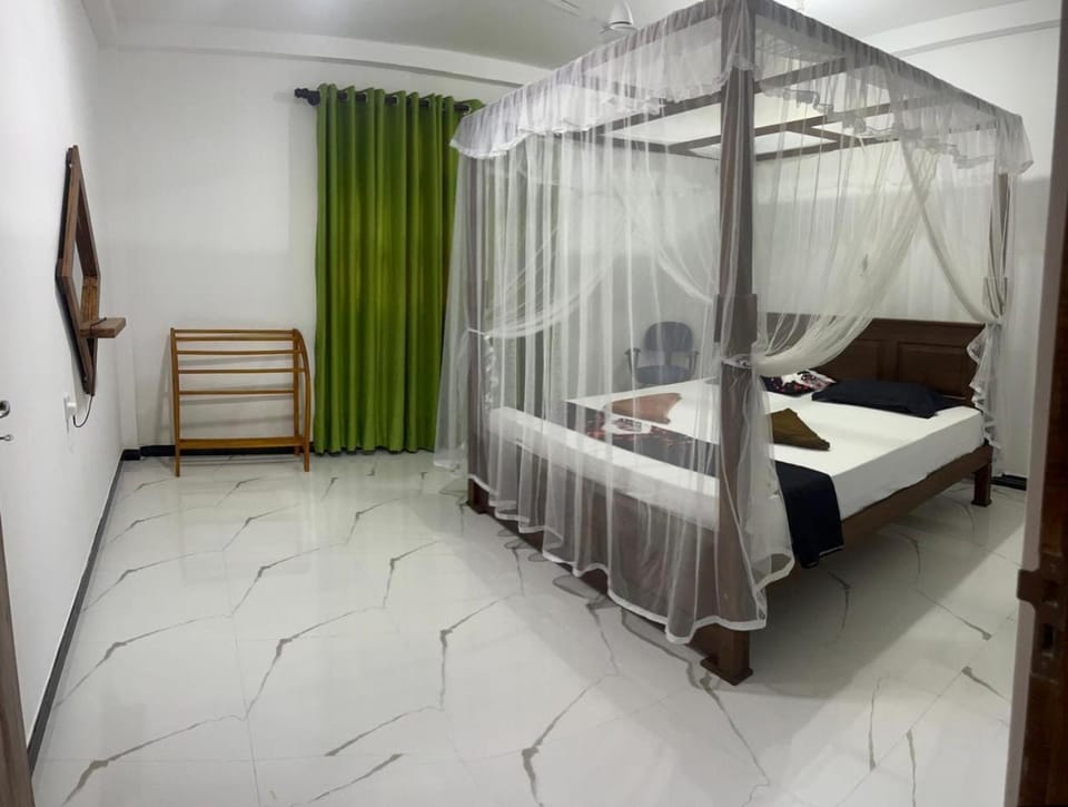 Akash Villa Bed and Breakfast in Southern Province