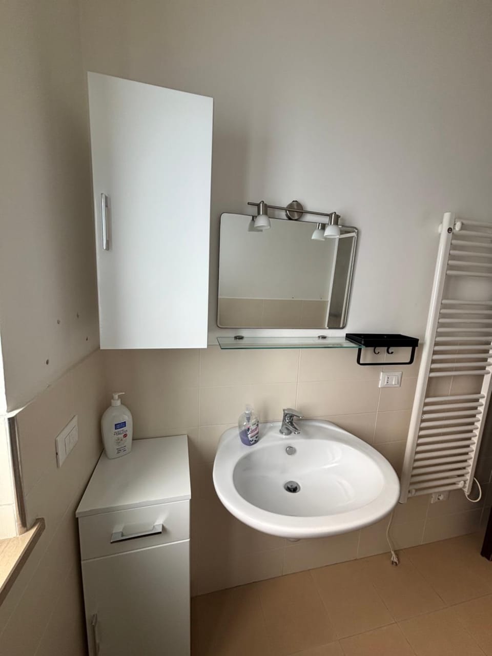 CAMERA PER 1-2 OSPITI IN Viale SAN BRUNO Bed and Breakfast in Calabria