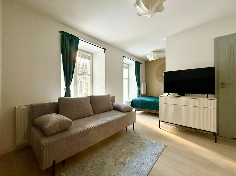 TV and multimedia, Living room, Other, Seating area