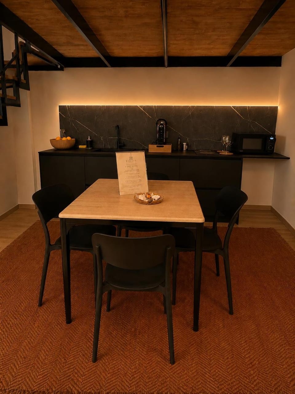 Kitchen or kitchenette, kitchen, kitchen