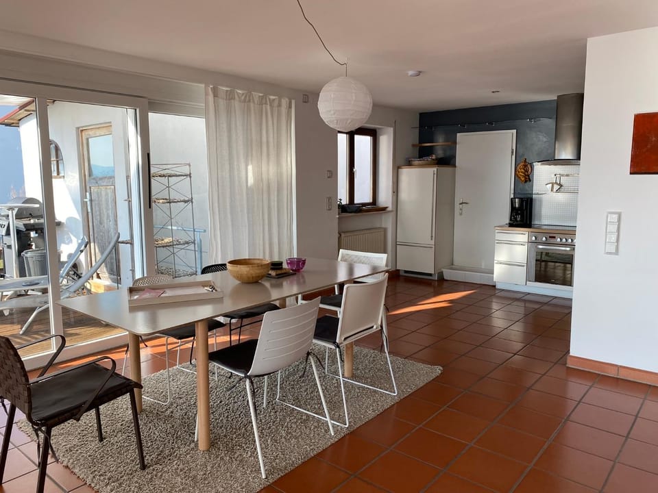 100m zum See Wunderschöne Wohnung mit Seeblick Apartment in Überlingen