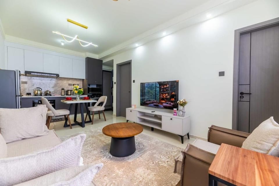 TV and multimedia, Kitchen or kitchenette, Living room, Seating area