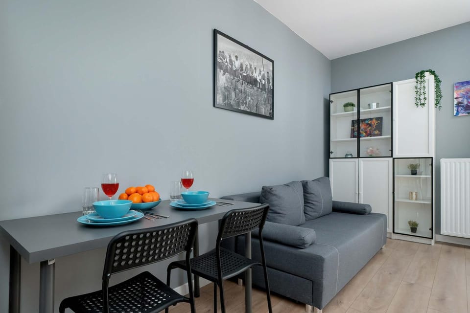 Kitchen or kitchenette, Living room, Seating area