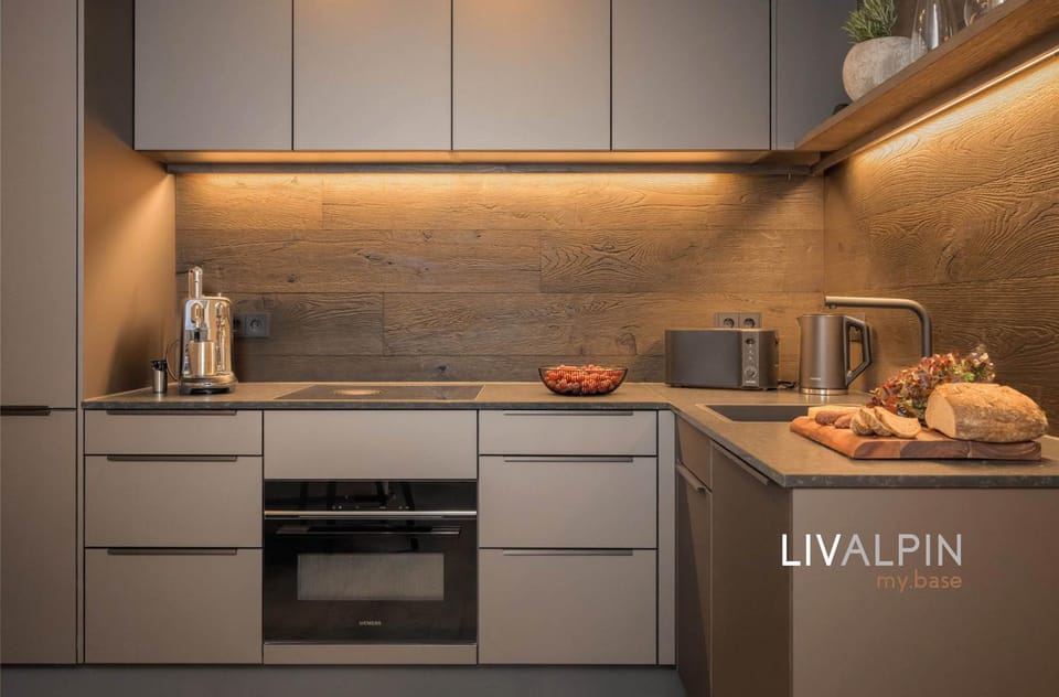 Coffee/tea facilities, oven, pet friendly, stove, toaster