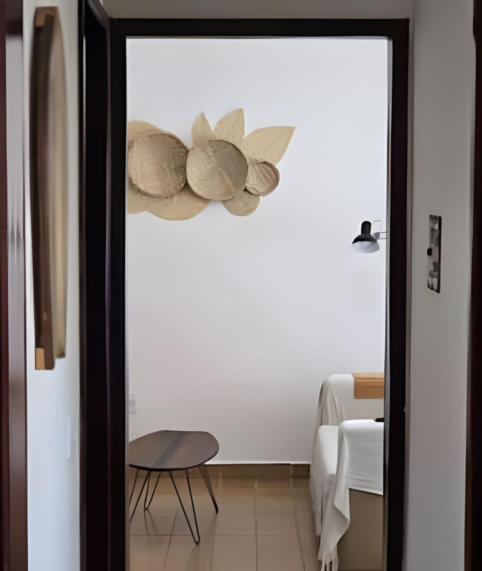 Photo of the whole room, Decorative detail, Bedroom