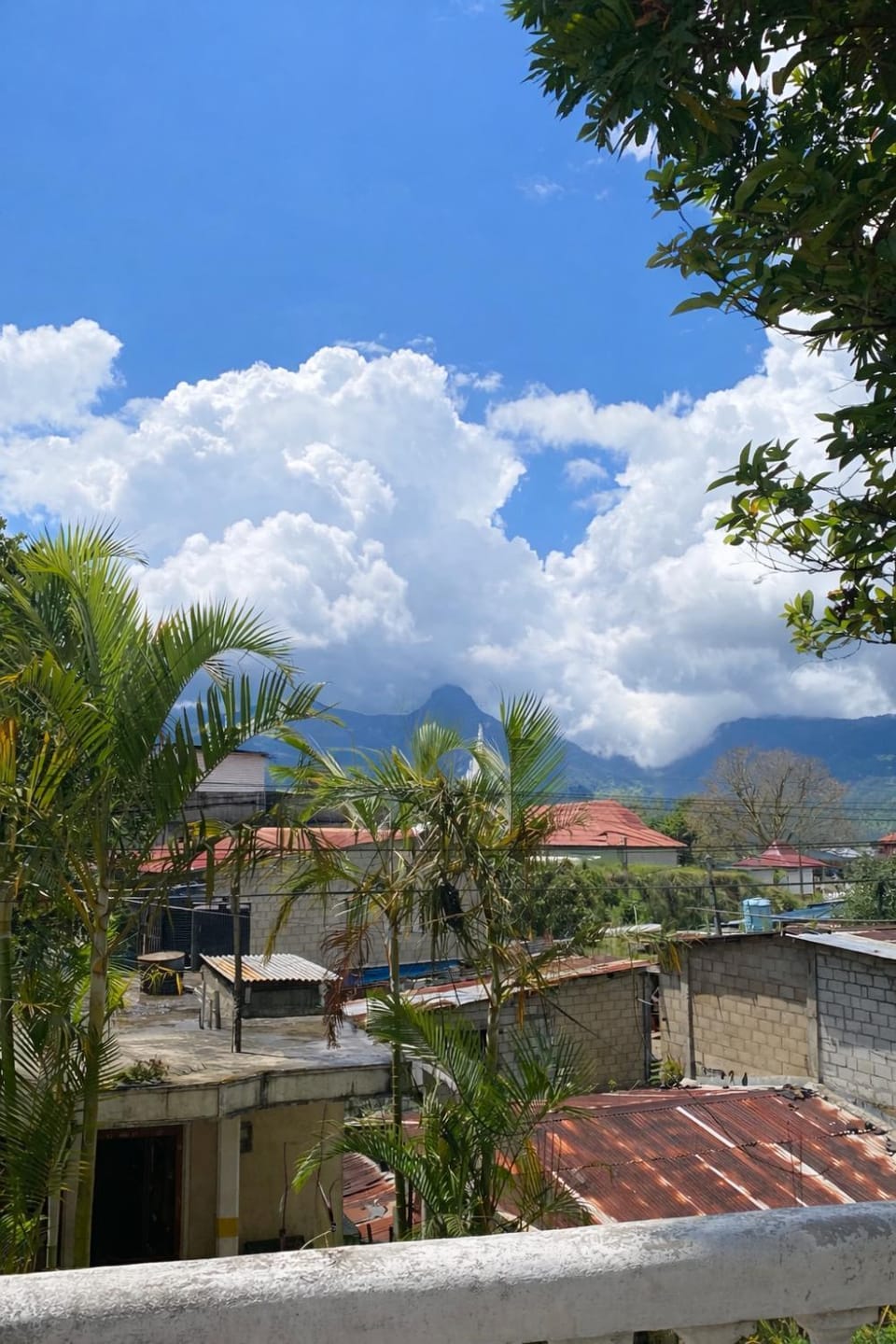 Ora Living Country House in Central Province