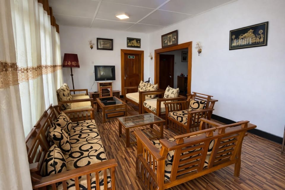 Ora Living Country House in Central Province