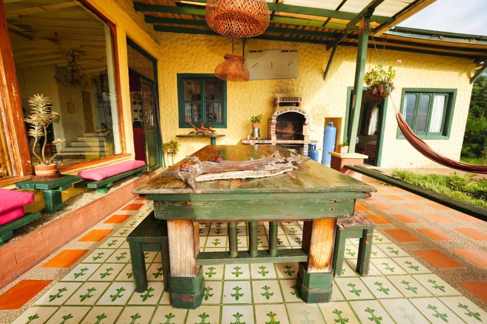 Patio, Dining area