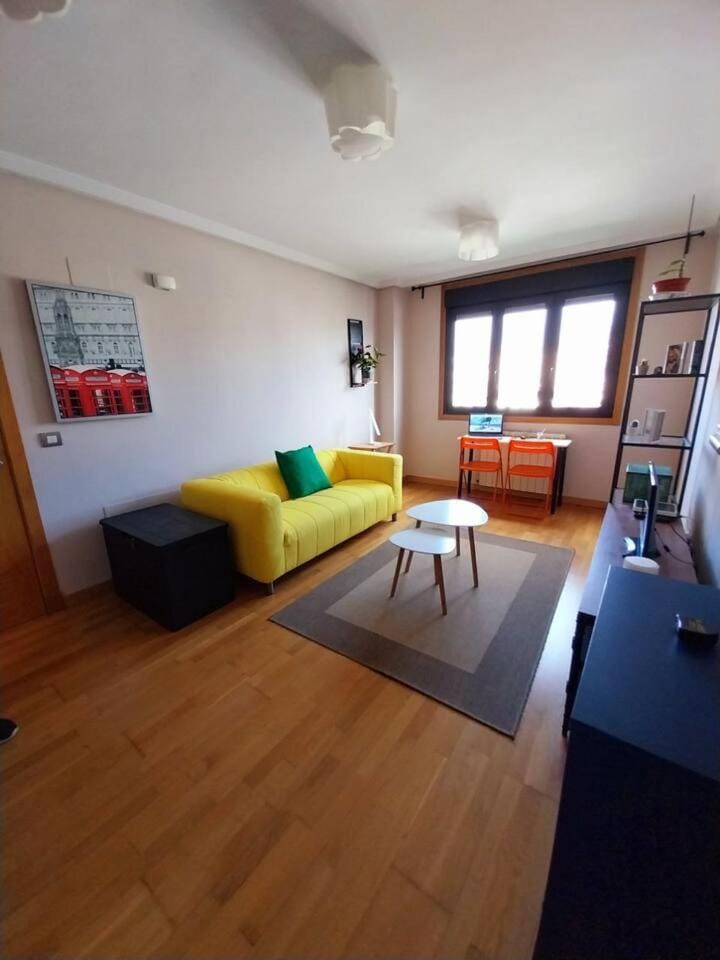 Apartamento Naranco Huca Oviedo Apartment in Oviedo