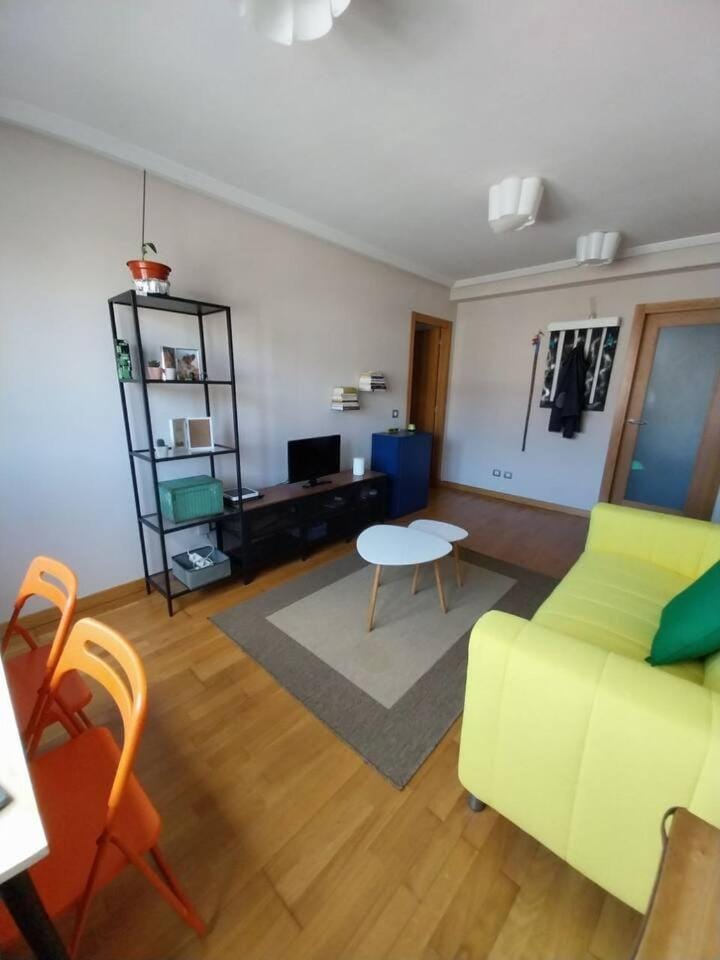 Apartamento Naranco Huca Oviedo Apartment in Oviedo