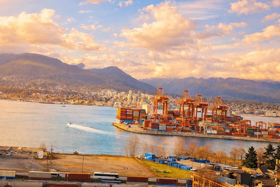 Pacific Pearl Apartment in Vancouver