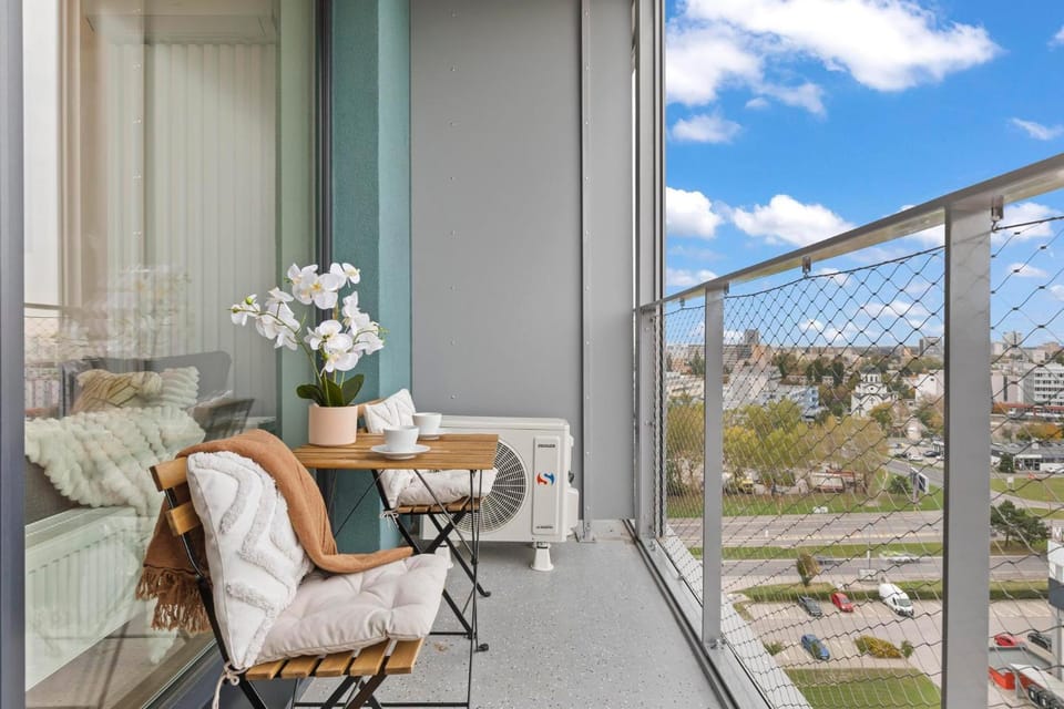 Stylish City View Apartment Apartment in Bratislava