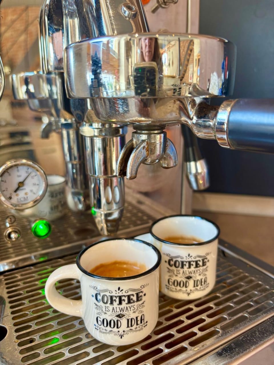 Coffee/tea facilities, kitchen