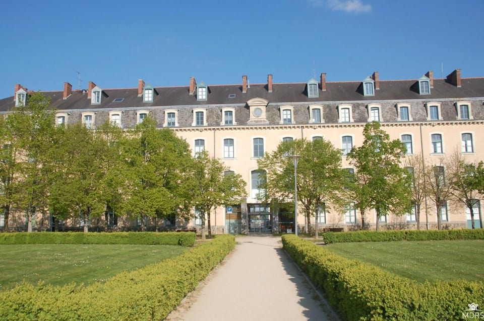 Property building, Garden view