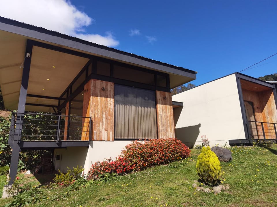 Casa Nébula La Cima de Dota Villa in Cartago Province, Costa Rica