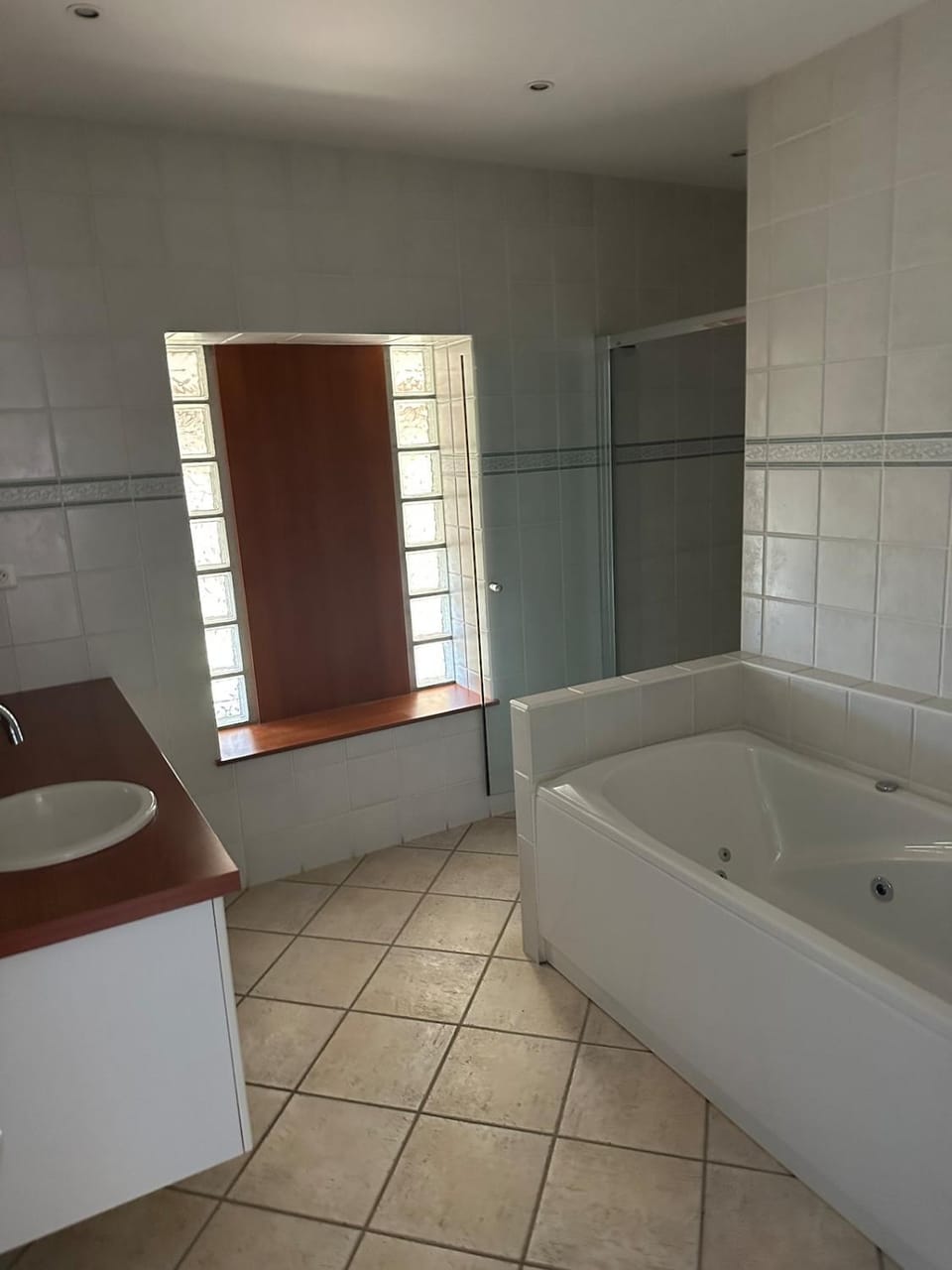 La clef de vos rêves avec jacuzzi House in Bourgogne-Franche-Comté