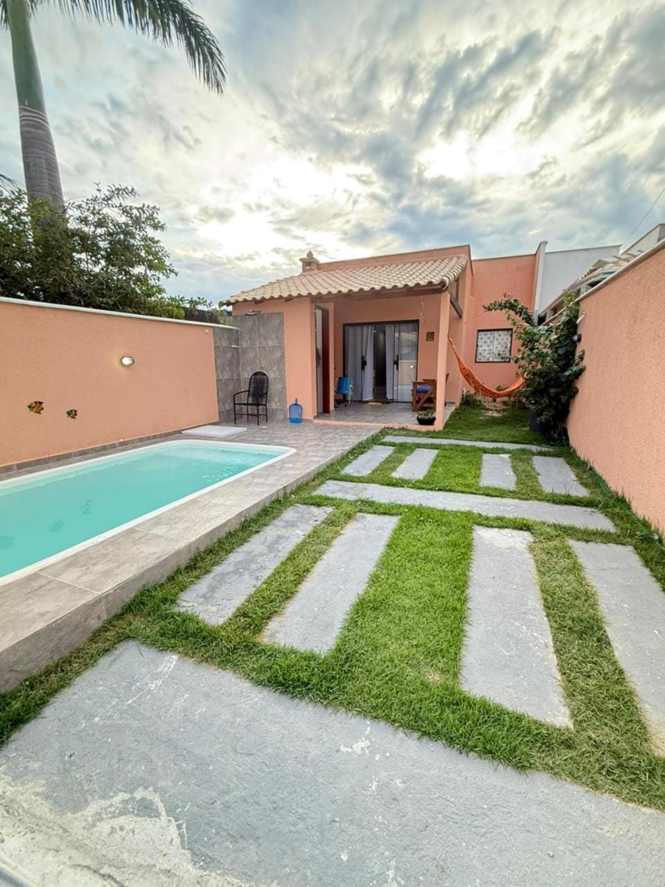Property building, Garden, Swimming pool, Parking