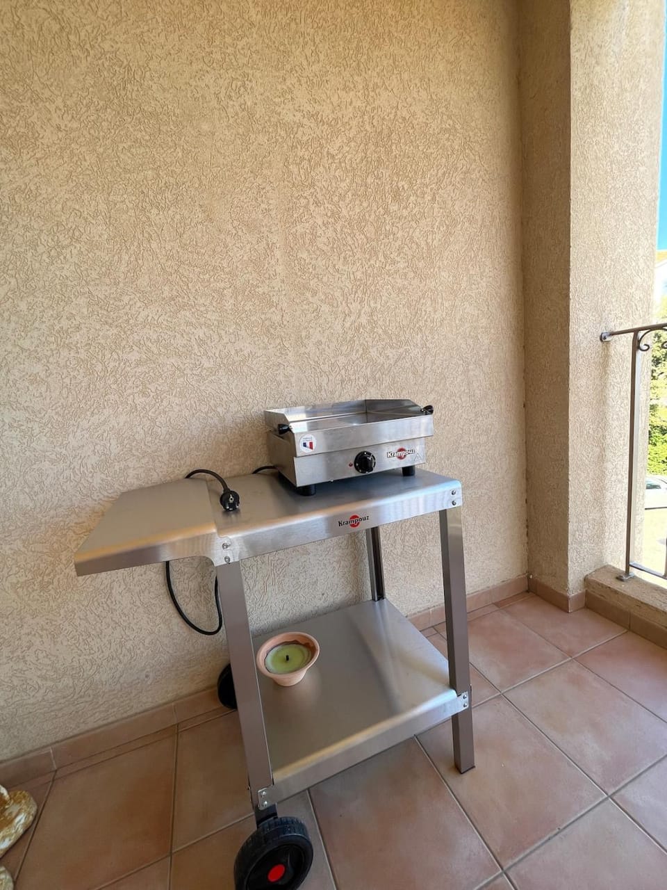 BBQ facilities, Balcony/Terrace