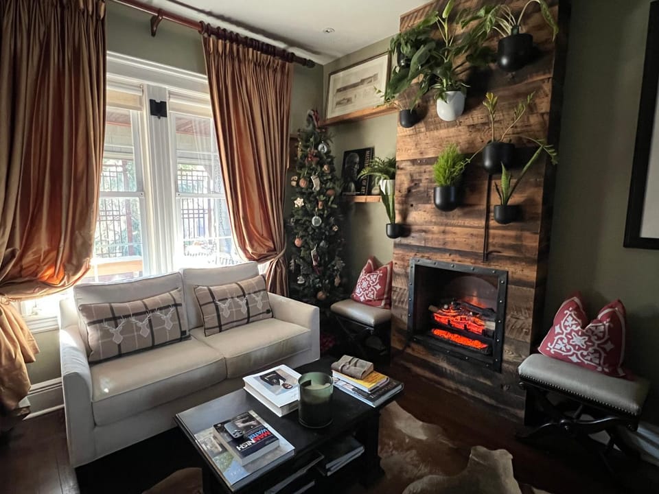 Stylish Mission-Style Home on Park in Jersey City, NJ Vacation rental in Kearny