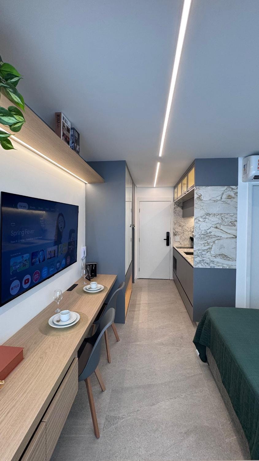 Bed, TV and multimedia, Kitchen or kitchenette, Living room, Photo of the whole room, Dining area, Bedroom