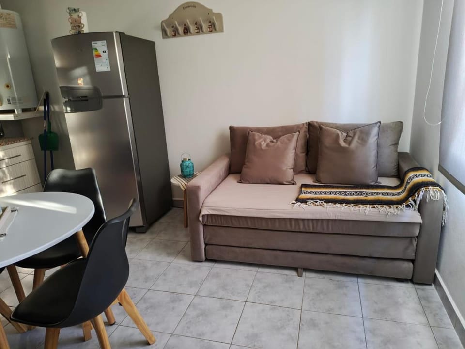 Bed, Living room