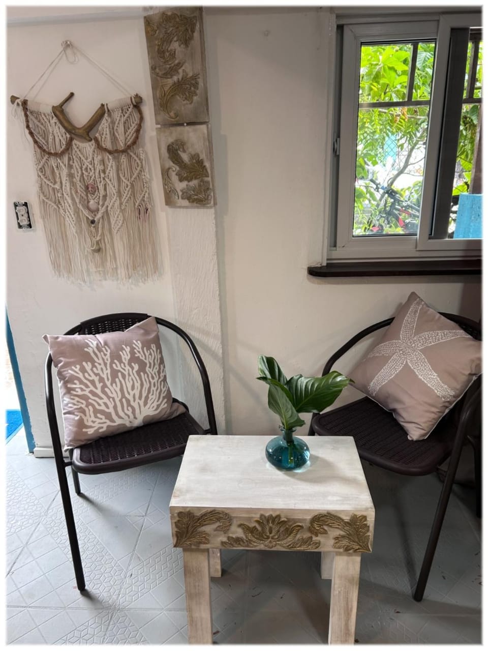Seating area