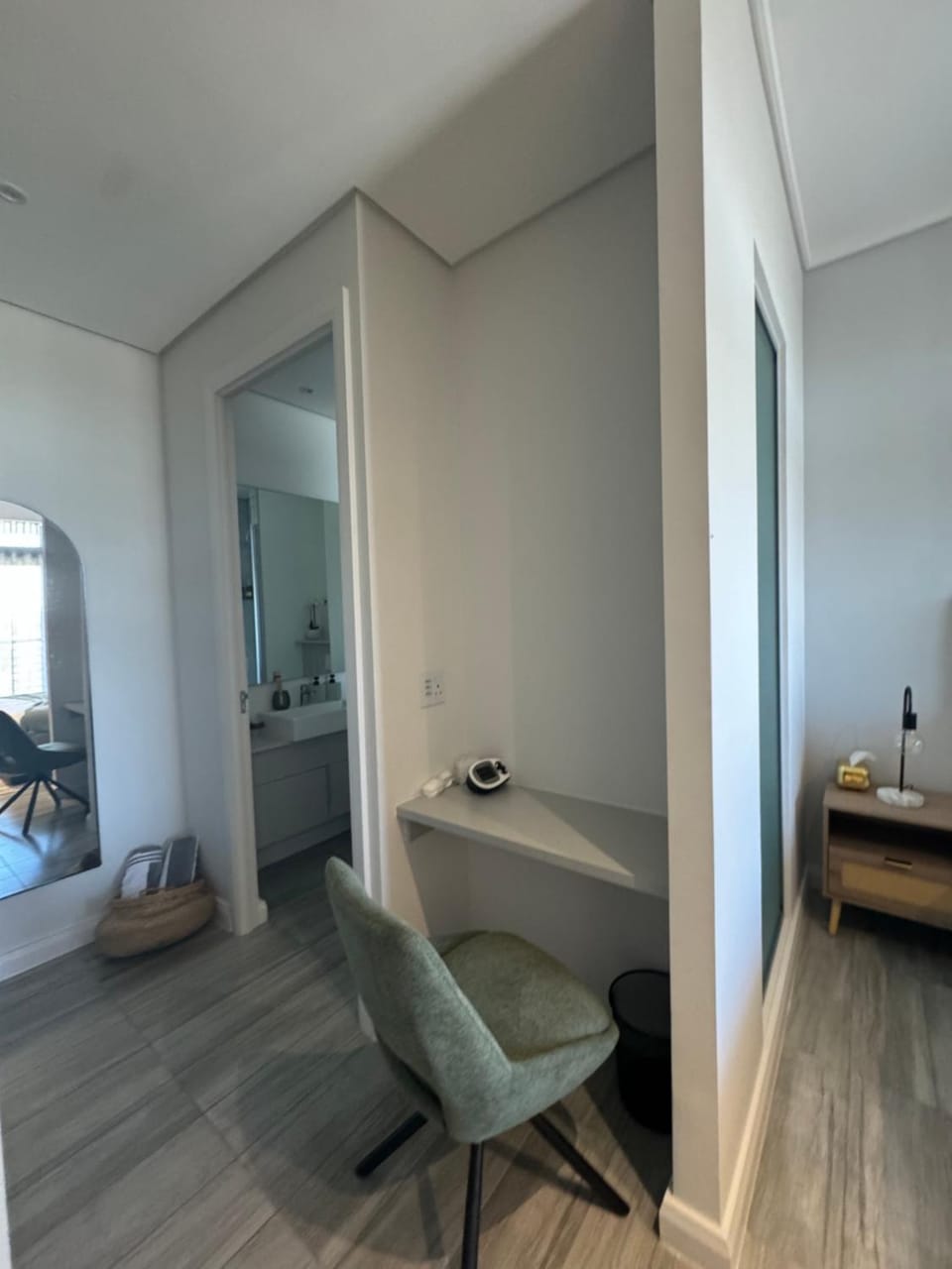 Stylish Dante Trilogy Menlyn Maine Apartment Apartment in Pretoria