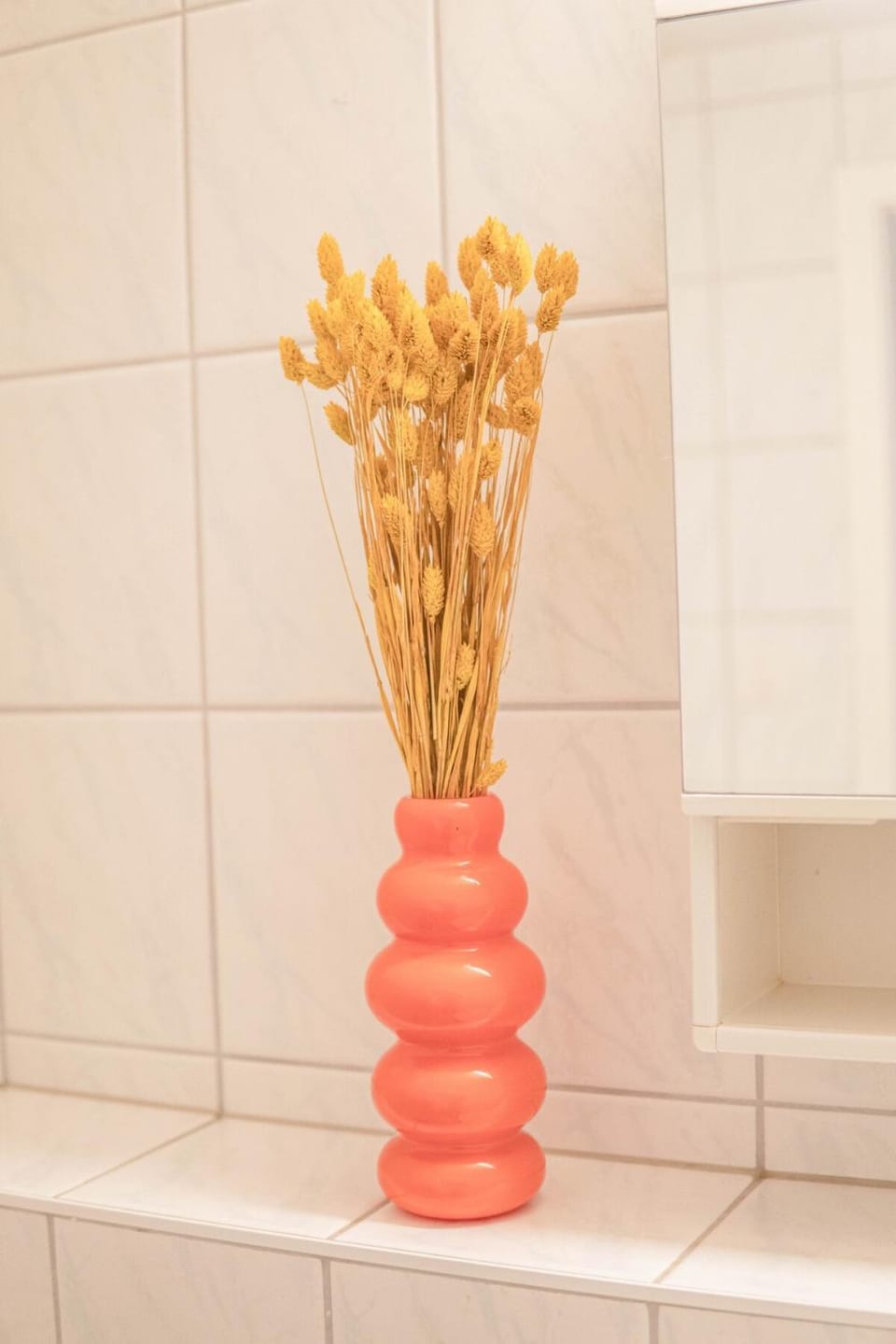 Central 2-bed flat in city center with BaselCard Apartment in Basel