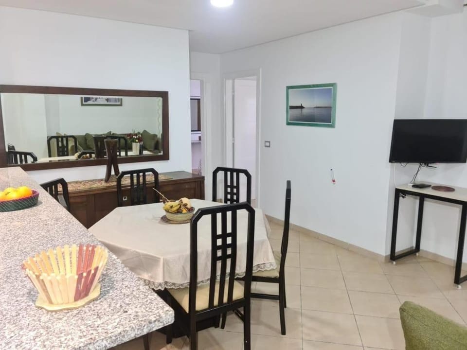 Bel Appartement S plus 2, Résidence Aicha avec piscine Apartment in Tunisia