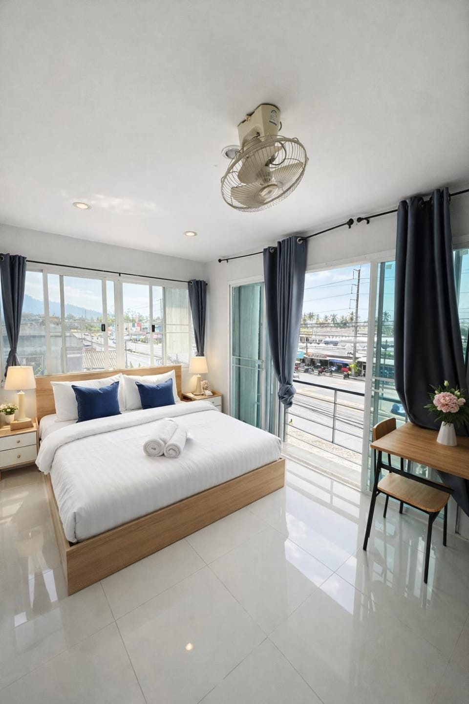Leo Guest House Apartment in Khuekkhak