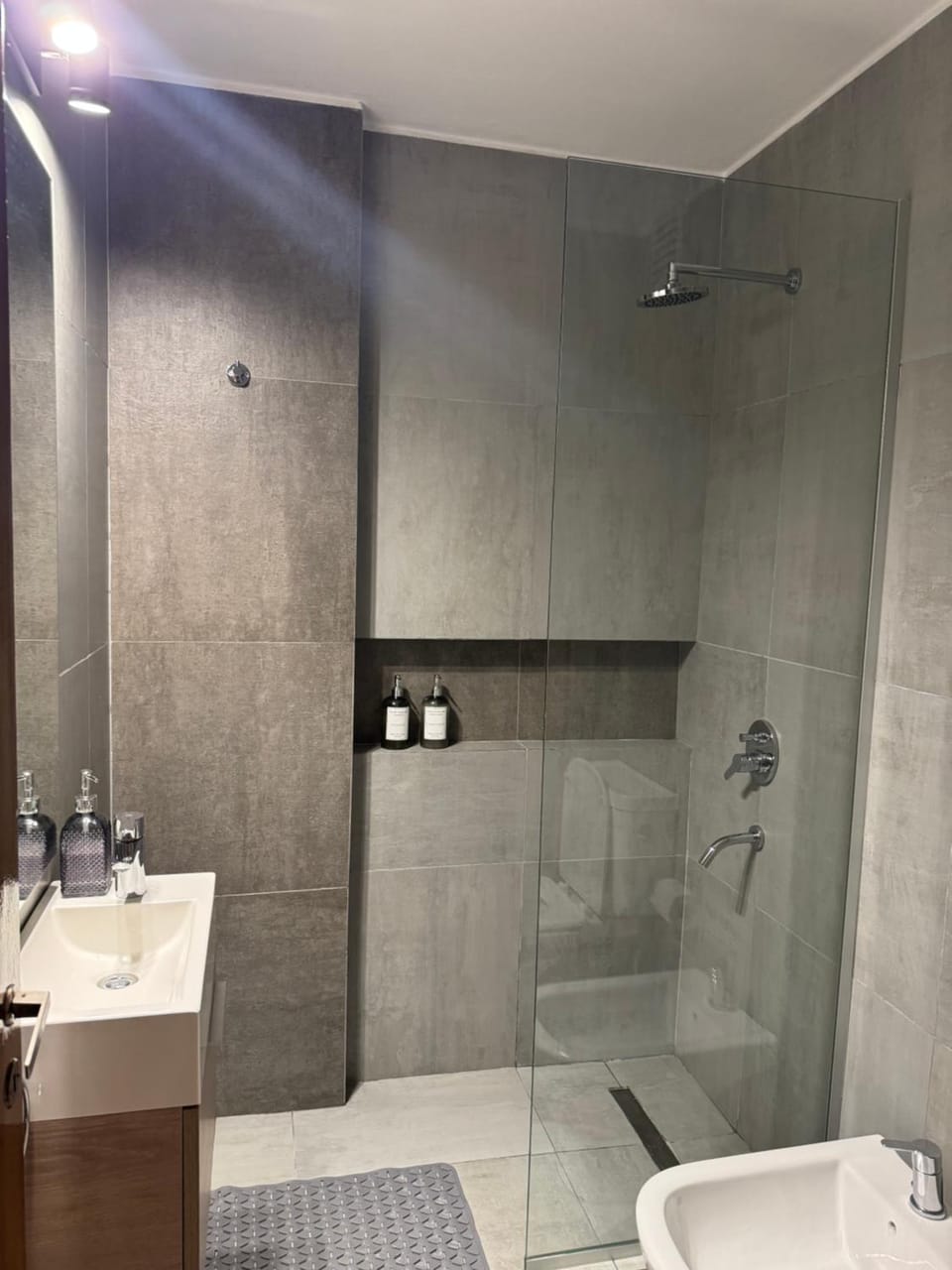 Shower, Bathroom