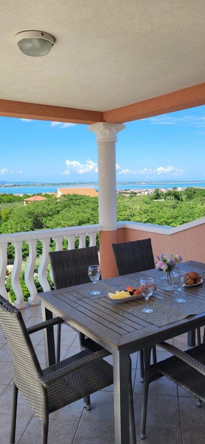 Day, View (from property/room), Balcony/Terrace, Balcony/Terrace, Seating area, Sea view