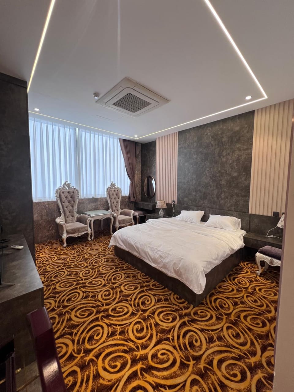 Hotel Hoàng Gia Hotel in Ho Chi Minh City
