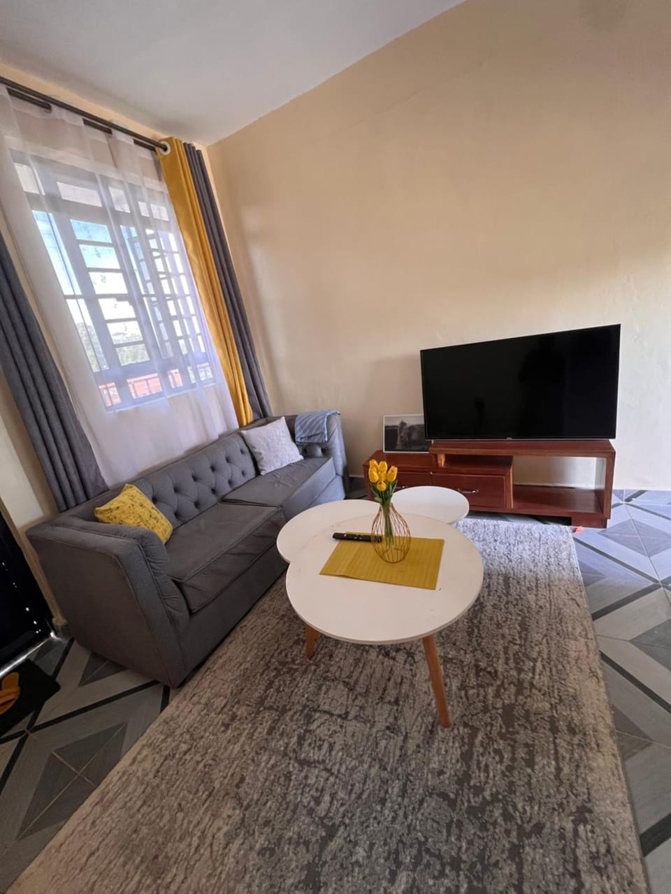 The Mountain Gaze Apartment in Kenya