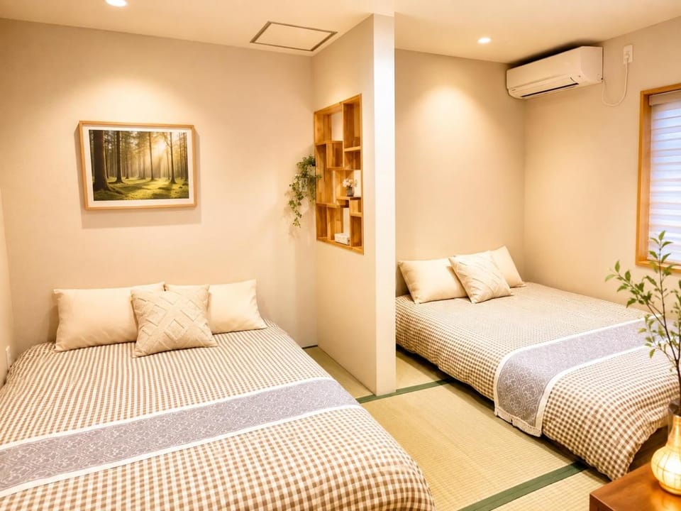 Yutaka裕A Traditional Japanese Retreat 1階貸切の宿 関空直通駅 通天閣 アニメ街 日本橋 難波 道頓堀 心斎橋 梅田 関西各地観光超便利 Apartment in Osaka