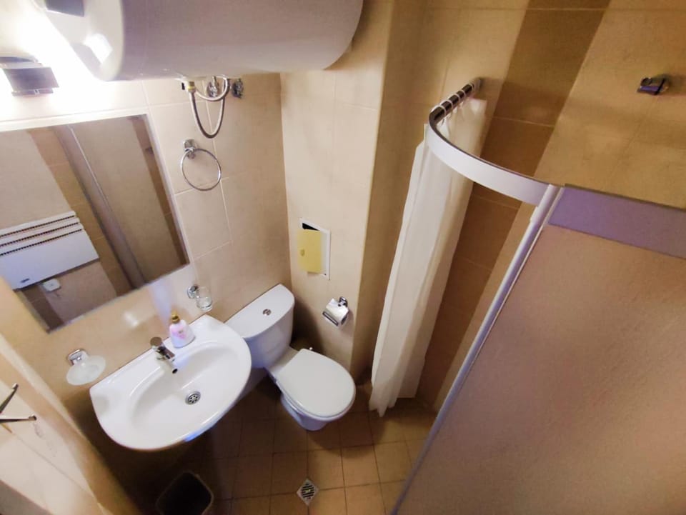 Toilet, Bathroom