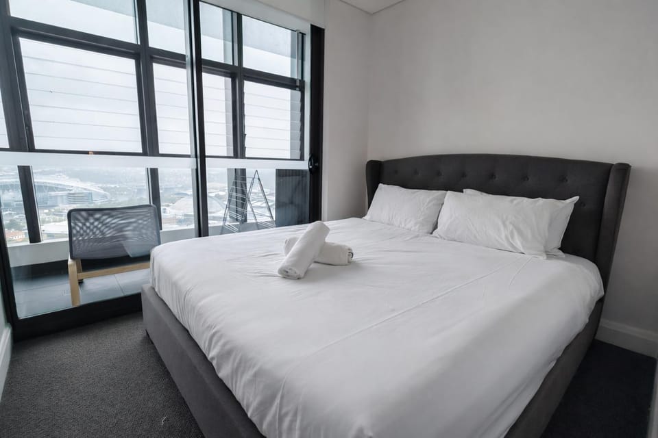 Olympic Park Station 2BR Modern Retreat Apartment in Sydney