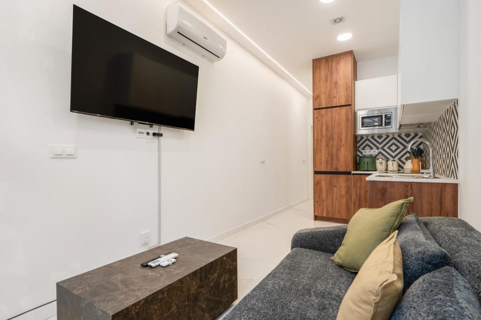 Moderno Apartamento Recien Reformado para 4 personas Alquiler Temporal Apartment in Madrid
